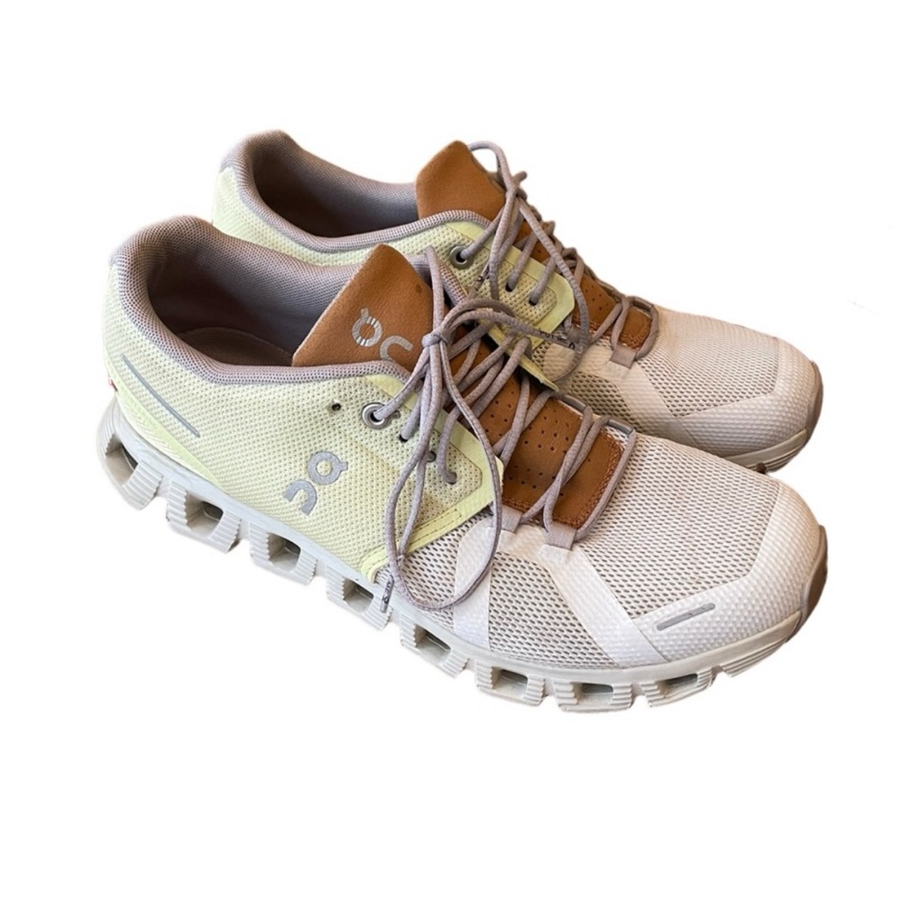 On Cloud running shoes